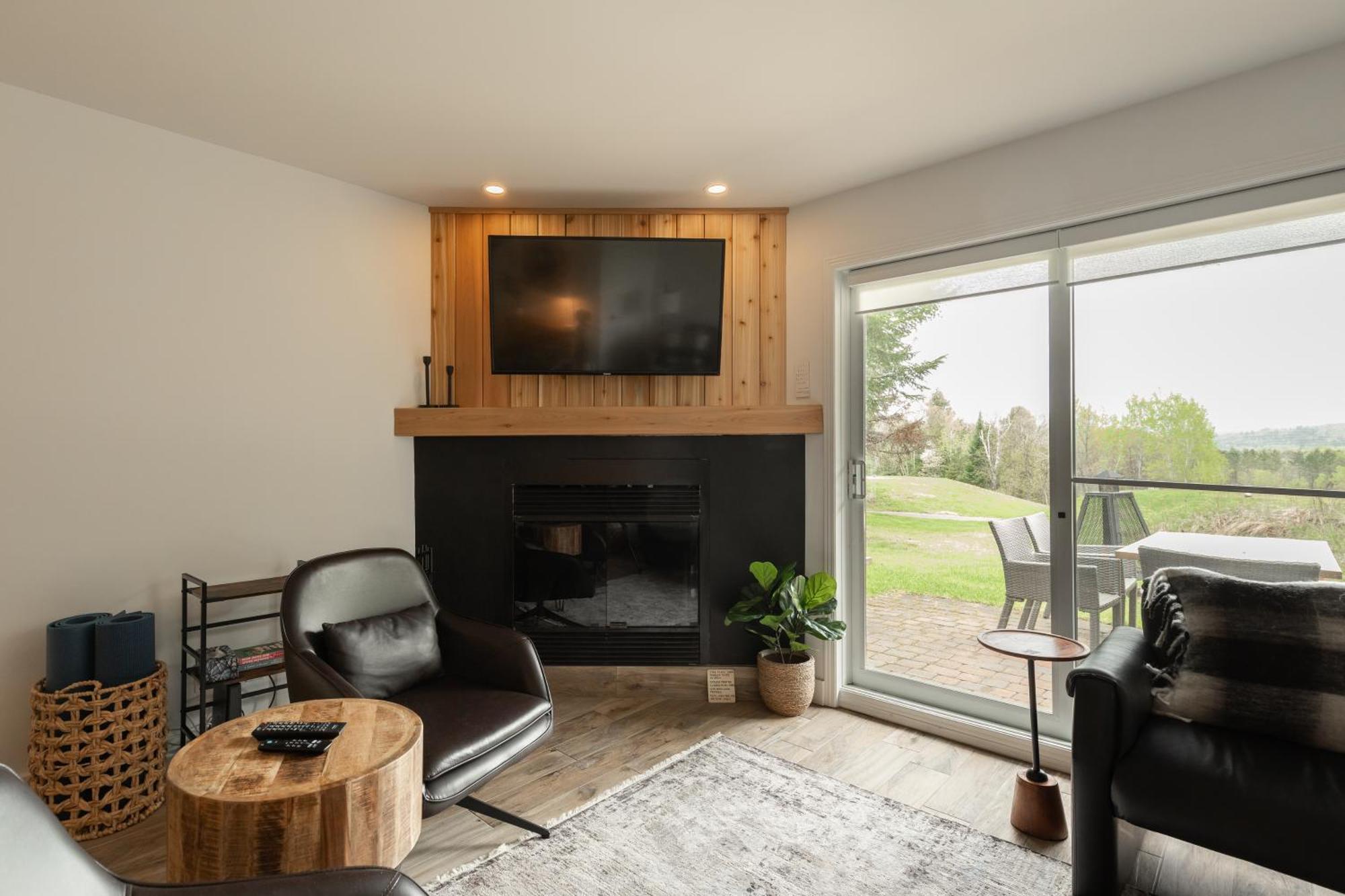 2-Level Home - Tremblant Mountain View - Fireplace Mont-Tremblant Luaran gambar