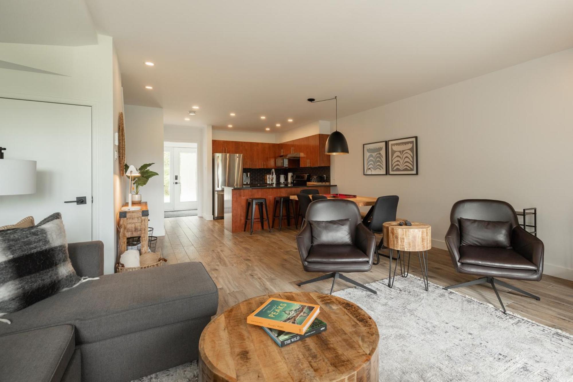 2-Level Home - Tremblant Mountain View - Fireplace Mont-Tremblant Luaran gambar