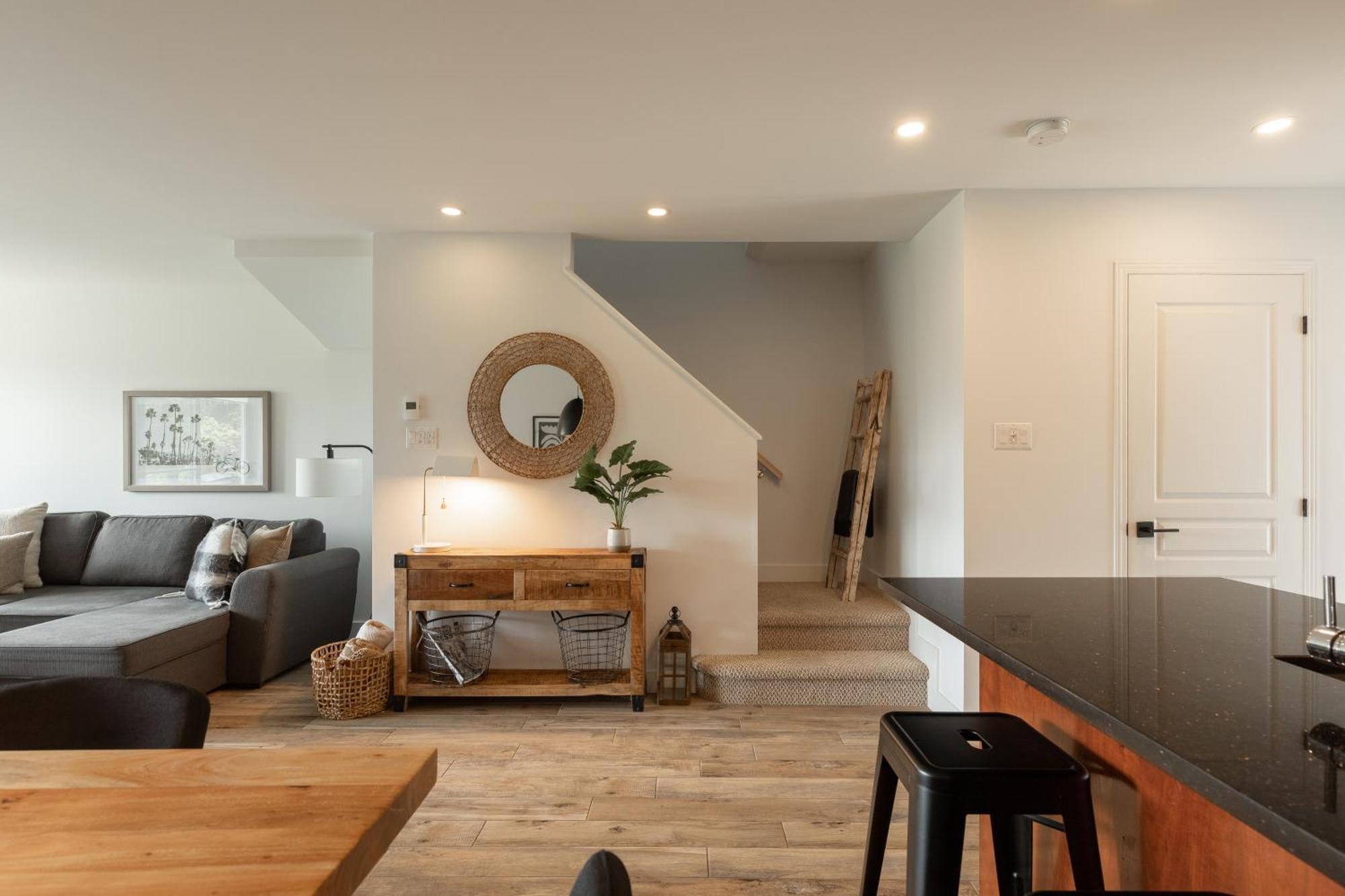 2-Level Home - Tremblant Mountain View - Fireplace Mont-Tremblant Luaran gambar